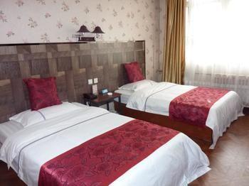 Feiyingte Hotel Kucseng Kültér fotó